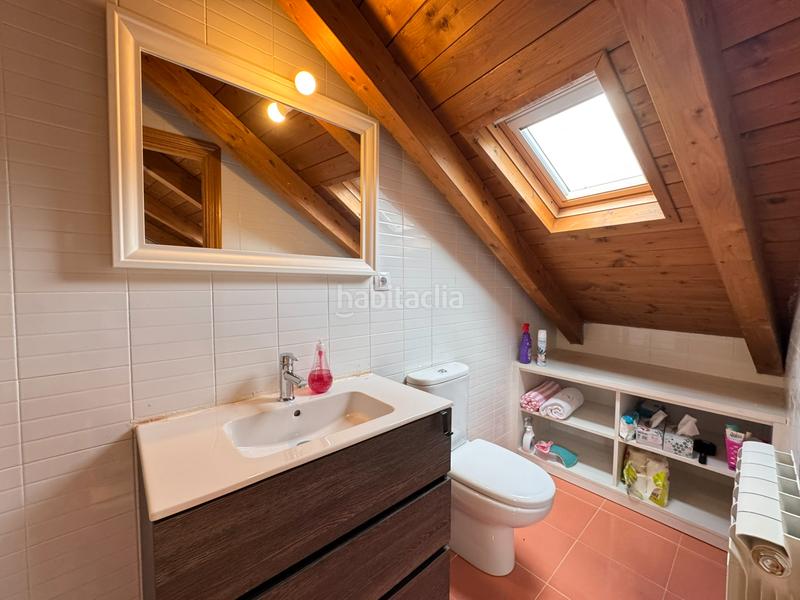 Foto 0aa4eb21-8d50-4557-924b-dcd5c59cb73a. Maison jumelée avec cheminée chauffage parking dans Hoz de Jaca