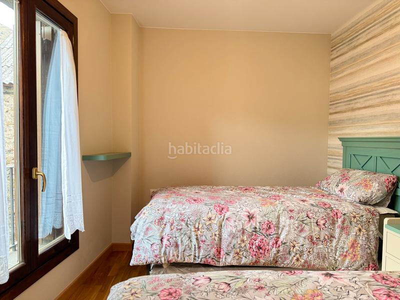 Foto bbbfa368-5d84-4b3b-8d2d-60b7109afc0b. Maison jumelée avec cheminée chauffage parking dans Hoz de Jaca