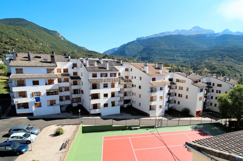 Foto 9af65e09-c02a-4e67-97bd-81ddf17801e8. Apartament a calle ur espata r3 1 a Villanúa