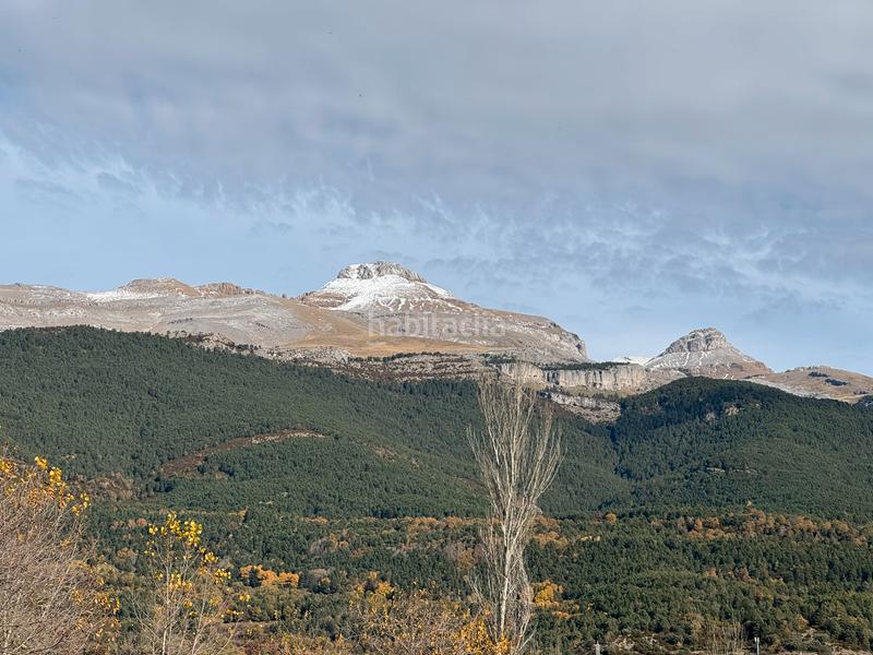 Foto f894ad52-75e8-4f50-803d-c0fad40879f2. Apartament a calle ur espata r3 1 a Villanúa