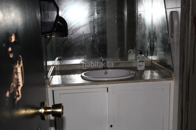 Foto 5115adb3-aac2-4e74-8de2-a8c859650cf4. Local comercial a Universidad San Francisco Zaragoza