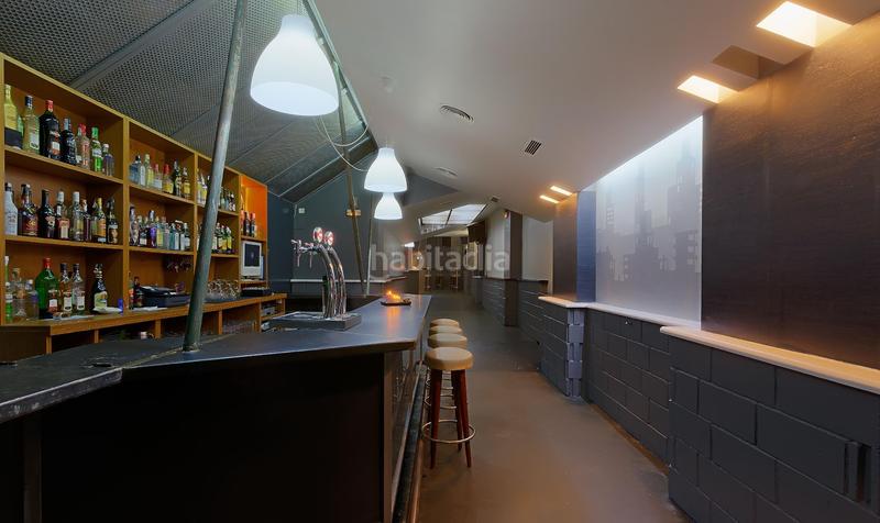 Foto c174cdd7-7753-4e47-a45a-4d469a629ad7. Local comercial a Universidad San Francisco Zaragoza