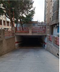 Parking coche en Parque Palomar - Bombarda. Garaje en venta en calle biarritz 2, sector hispanidad  avenida