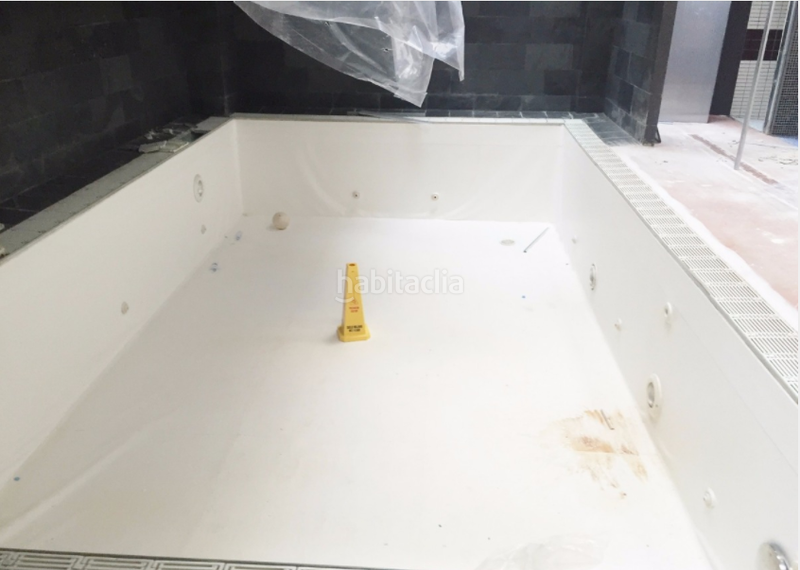 Foto 06bec5b2-bae7-4e1b-9800-2ff35281edd0. Local comercial a San José Zaragoza