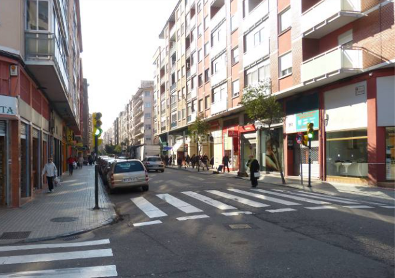 Foto c8a2e44a-b59e-44e7-91ed-e21677e09cfe. Local comercial a Las Fuentes Zaragoza