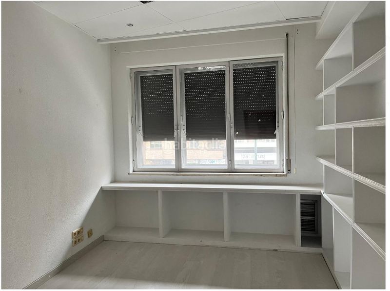 Foto 44ae739d-6ca0-4dfe-b860-6c7f5649cd8c. Office space in juan xxiii 1 in Barrio del Ave Zaragoza