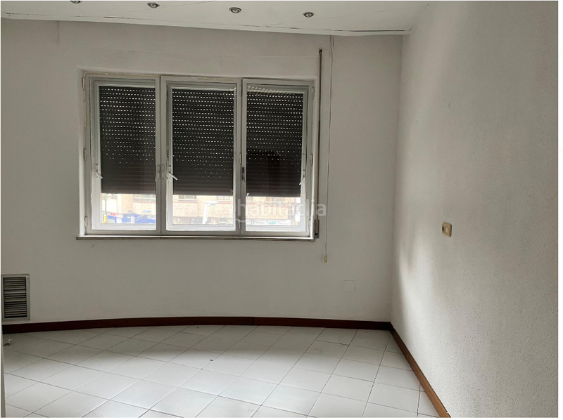 Foto 8366454e-6f55-48fc-911c-51770a167228. Office space in juan xxiii 1 in Barrio del Ave Zaragoza