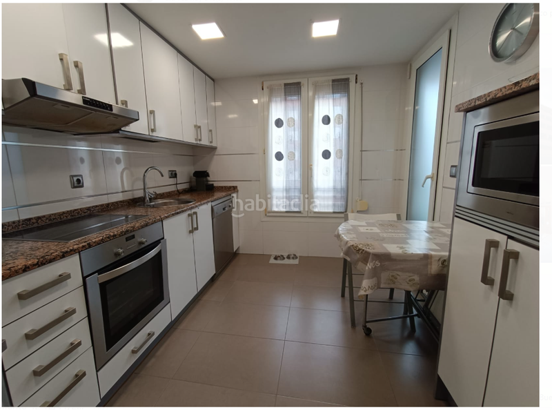 Foto 2a159ea8-b087-438e-b45f-aa2d4499ecfc. Pis a angel sanz briz 9 a La Granja Zaragoza