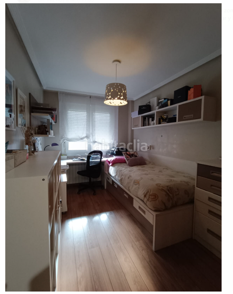 Foto 66b8a3f4-6274-48f5-8af2-58df810cba90. Pis a angel sanz briz 9 a La Granja Zaragoza