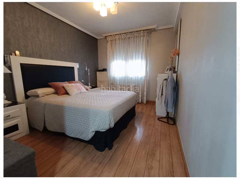 Foto 749b9941-96b5-4e9b-be3a-10e2808e7b0a. Pis a angel sanz briz 9 a La Granja Zaragoza