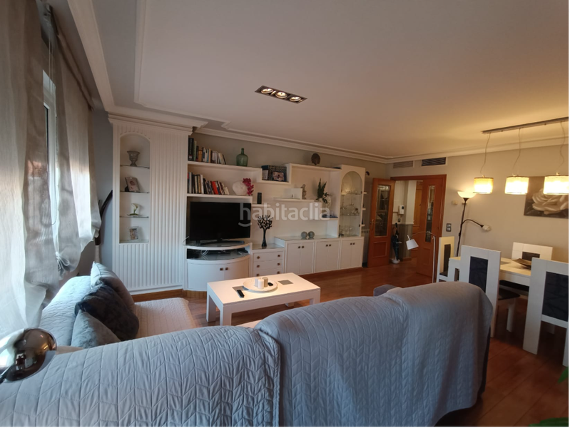 Foto 8a885ddf-edbb-41e0-89f8-35390fea67b9. Pis a angel sanz briz 9 a La Granja Zaragoza