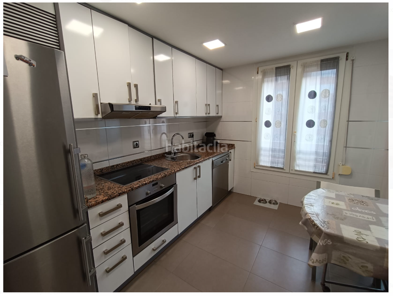 Foto ac44a437-32ec-4aa6-b25e-dc3d4025315a. Pis a angel sanz briz 9 a La Granja Zaragoza