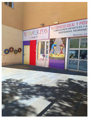 Location Local commercial à Calle johan sebastián bach 37. Rosales del canal, local acondicionado como guardería infantil,