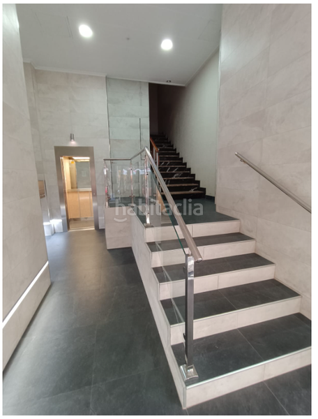 Foto 35698844-002a-4d2a-8094-8dfa59b343bb. Piso sector universidad, calle tomás bretón, 3 dormitorios, un baño, ascensor en Zaragoza