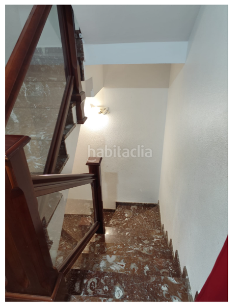Foto 1aa51979-cc08-4d19-b7ad-305381bb7852. Piso Valdefierro, piso triplex, 5 dormitorios, 3 baños, garaje en Zaragoza