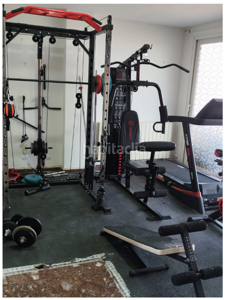 Foto 723916f7-325e-47c1-99e1-4a4e193eeddd. Piso Valdefierro, piso triplex, 5 dormitorios, 3 baños, garaje en Zaragoza