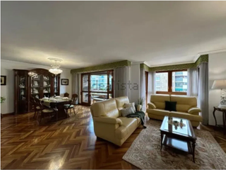 Etagenwohnung  Pamplona. Sector centro, paseo pamplona, 5 dormitorios, 3 baños, doble pla