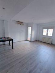Piso  Fray luis urbano. Las fuentes, 2 dormitorios, reformado, ascensor, calle fray luis