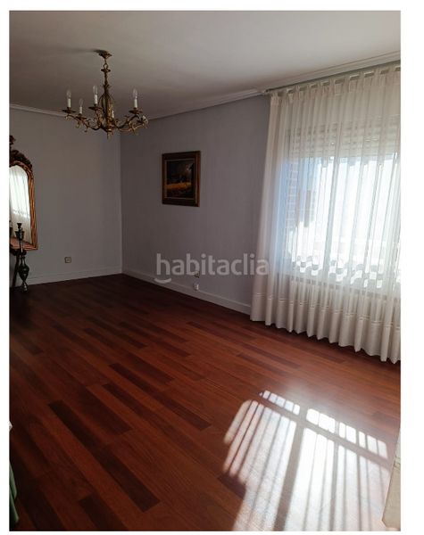 Foto bc853674-80e1-4bd3-973b-0e5880cc021e. Pis amb calefacció a La Almozara Zaragoza