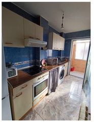 Pis  Pontevedra. Sector torrero, calle pontevedra, 2 dormitorios, salón, sin asce