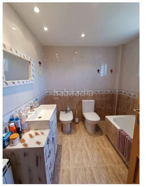 Foto 81acc545-ff2a-4af7-bbef-89d9cb3f8d74. Casa a Cadrete