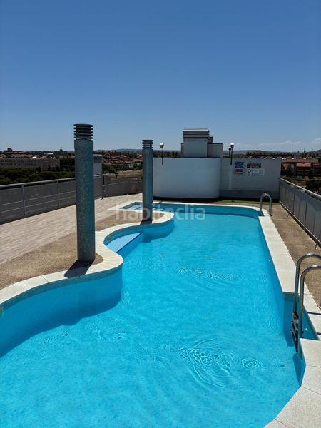 Foto cc41d48c-cd3c-42cb-a806-5bd93b2581b7. Pis amb calefacció piscina a Valdefierro Zaragoza