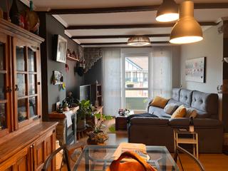 Appartement à Abadiño. Vivienda de vpo de 3 habitaciones, con ascensor, garaje y traste