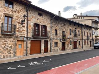 Casa in Elorrio. Casa de 3 plantas en el casco histórico de elorrio.