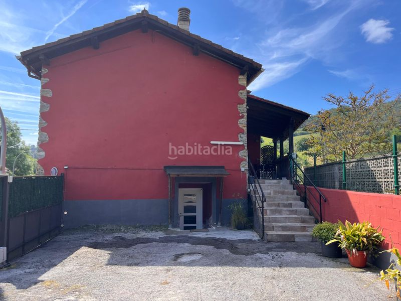 Foto f78d16d1-8bf1-46db-88da-0c25bf0268ad. Casa amb calefacció aparcament a Bergara