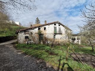 Masia a Anzuategi auzoa auzoa 6. Caserío a reformar en elgeta con 19.000 m2 de terreno. excelente