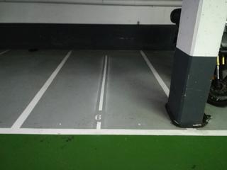 Car parking in Carrer del Rosselló