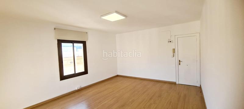 Foto ae6acf3e-873e-425c-bad9-7c04ded93bc8. Miete büro in Raval Barcelona