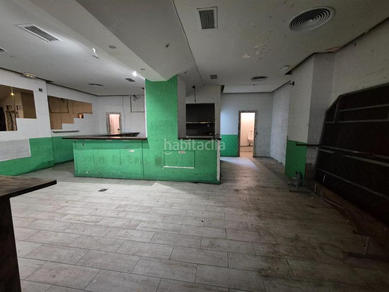 Foto f3b92a4b-9459-4be7-acba-c66fd36e985f. Lloguer local comercial a Las Fuentes Zaragoza