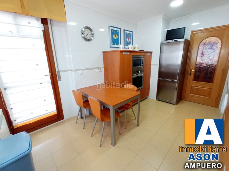 Foto 61c10526-be32-4725-8f38-8fa9a35e2142. Alquiler piso en Ampuero