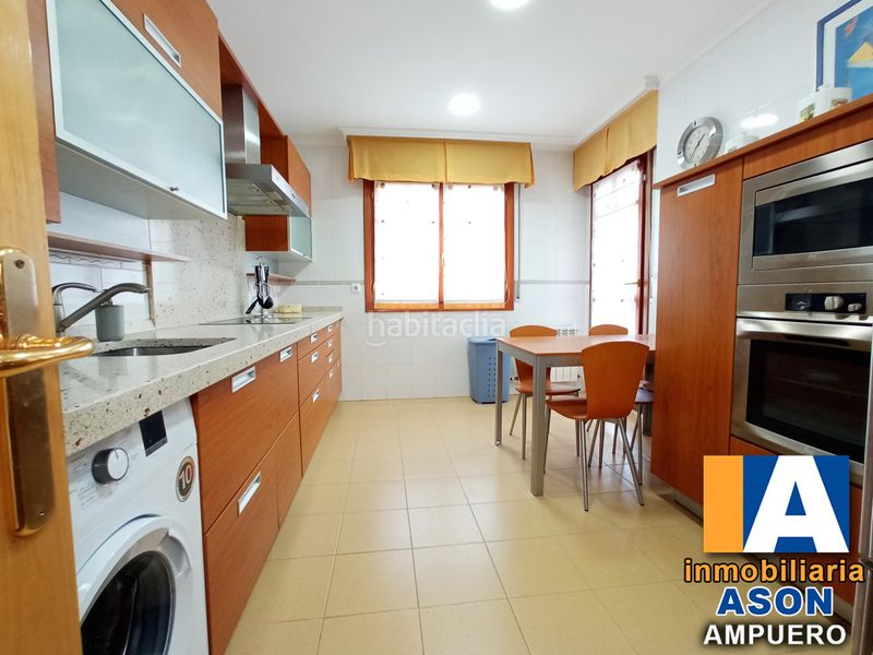 Foto 6571a753-425e-4155-a4d3-ba61eb469575. Alquiler piso en Ampuero