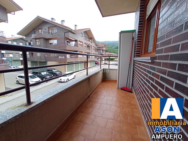Foto b0617007-5035-4ee7-89f9-b186b1b47fe3. Alquiler piso en Ampuero