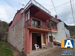 Casa pareada en Ampuero