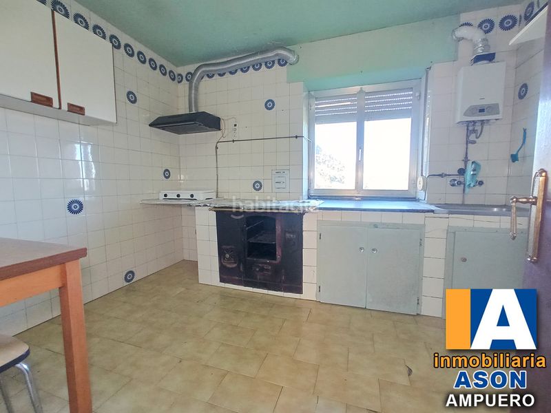 Foto 043c69c4-5868-4008-af9b-8a49d5f11691. Casa amb aparcament a Ampuero