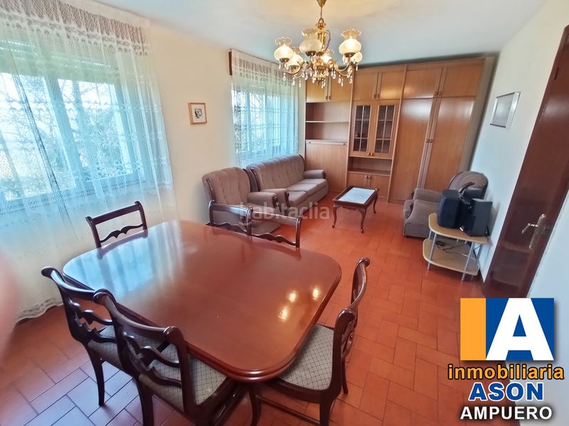 Foto a358b4e7-4801-4d83-bba1-a65b6445e0c9. Casa amb aparcament a Ampuero