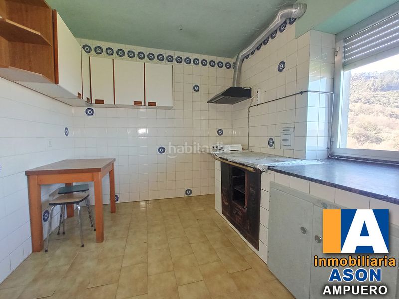 Foto eb705ee5-0678-45a3-aafe-a81128824b9f. Casa amb aparcament a Ampuero