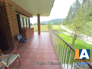 Xalet en Ampuero