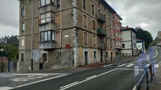 Location Local commercial à Busturia