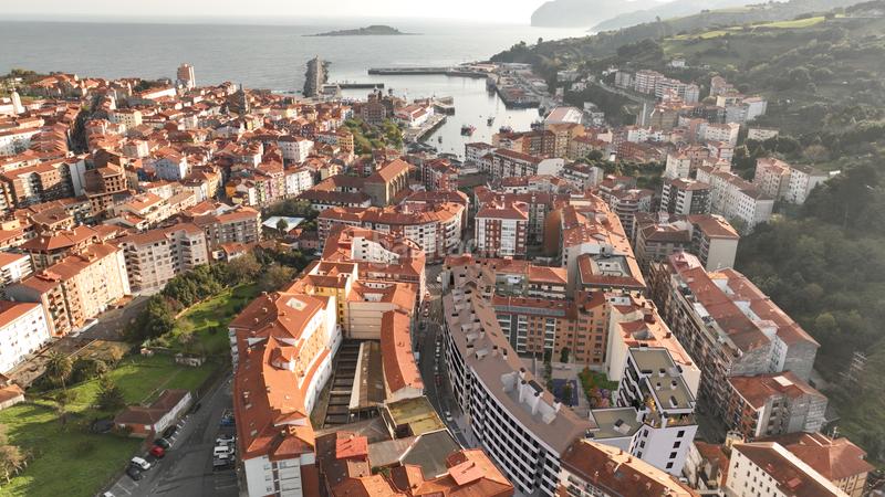 Foto 5f40d7a6-2e57-4268-933b-7ca5d304c239. Promoció ORMAZA BARRIA a Bermeo. Habitatges d´obra nova