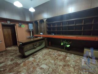 Location Local commercial à Bermeo. Local haciendo esquina en erremedio