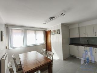 Appartement à Bermeo. Nardiz tar jon piso amplio y con cocina amplia y soleada
