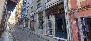 Location Local commercial  Etxebarria-tar kresentzi kalea. Etxebarria tar kresentzio