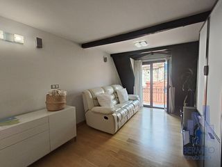 Appartement à Bermeo. Ultimo piso en el casco viejo reformado, ascensor y licencia tur