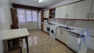 Appartement à Bermeo. 4 habitaciones , centrico y garaje