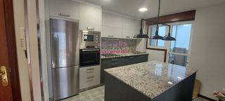 Location Appartement à Rúa da república arxentina 10