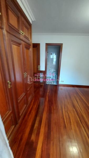 Foto 07785c35-4541-4b52-b1c3-908e70604328. Location appartement avec chauffage parking dans Plaza Independencia Vigo